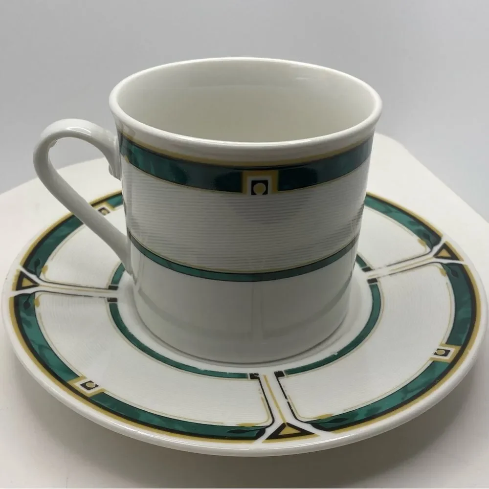 Vintage Lynns Fine China Cup & Flat-Bottom Saucer Sets (2)